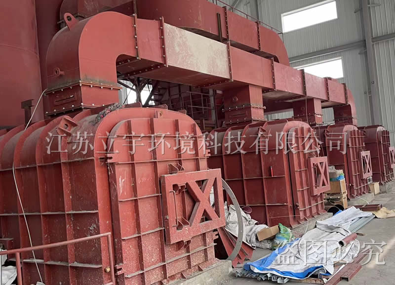 Treatment of waste containing platinum, rhodium, gold and palladium